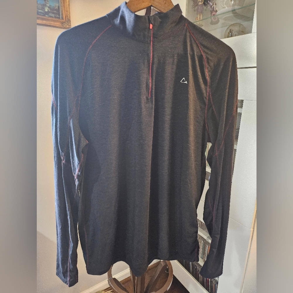 Quechua Black Pullover Jacket